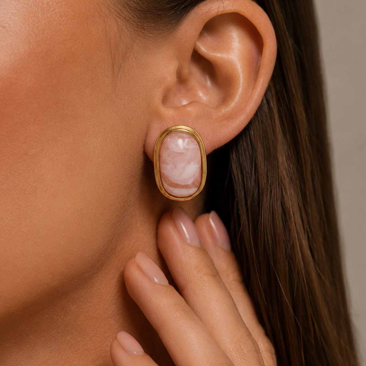 French Vintage Oval Gradient Resin 18K Gold Plated Stainless Steel Earrings for Women