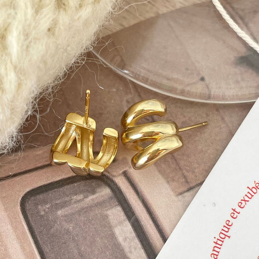 Orecchini da donna minimalisti con onda geometrica placcati in argento sterling 925