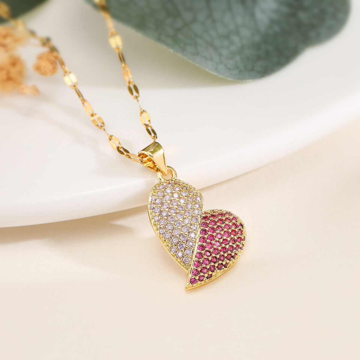 Minimalist Heart-Shaped Copper Necklace with 18K Gold Plating and Zircon Accents for Women