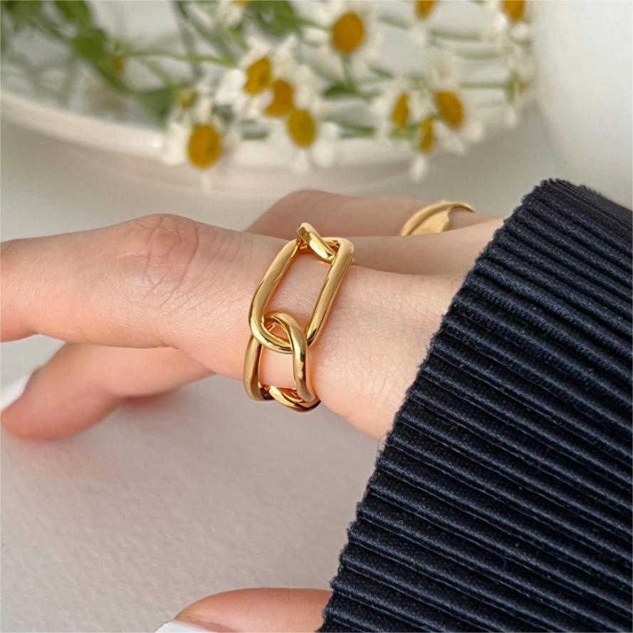 Anillo Enchapado Geométrico Minimalista de Plata de Ley 925