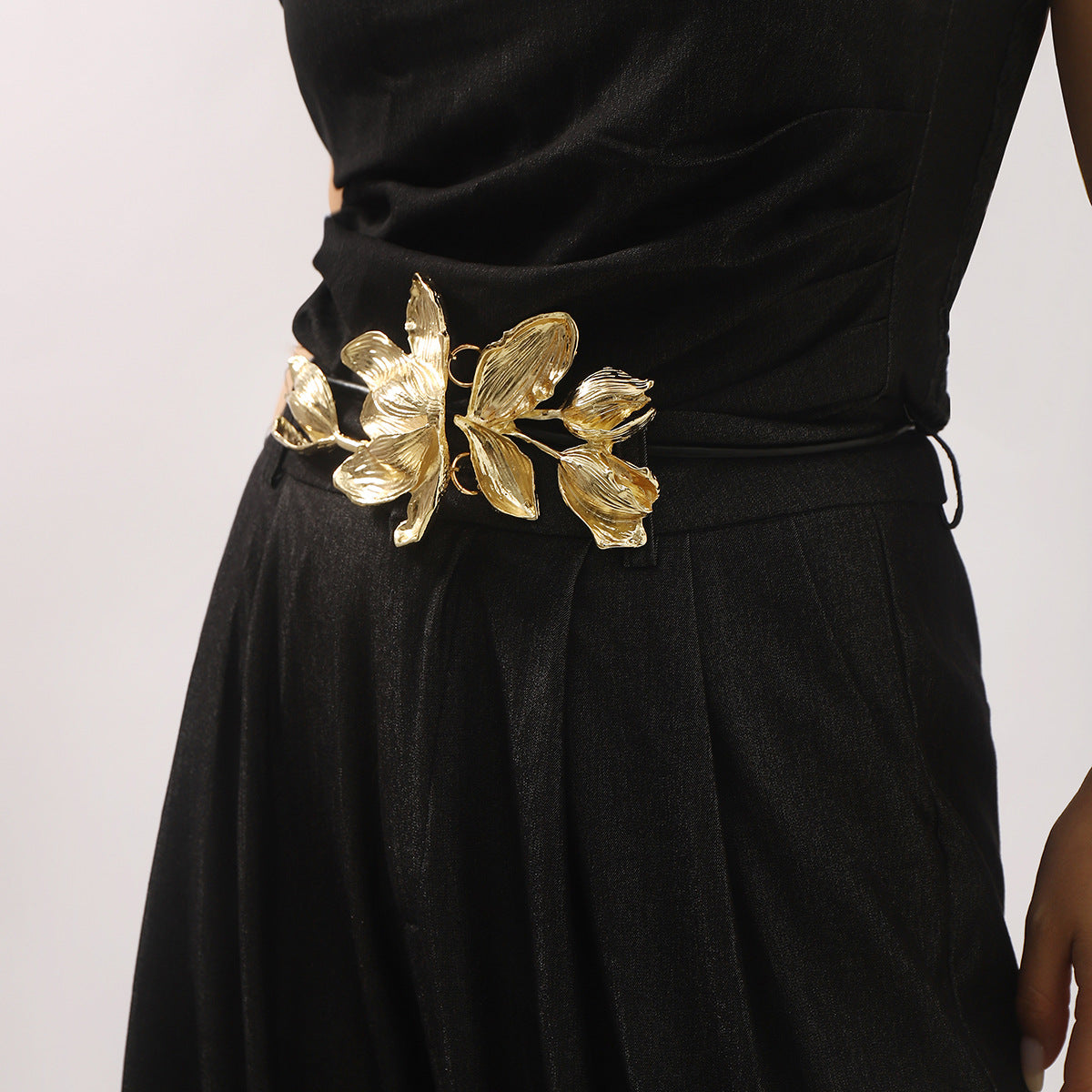 Vintage Tulip Flower Waist Chain for Women in Alloy with Leather Cord Adjustable Multi-Loop Design