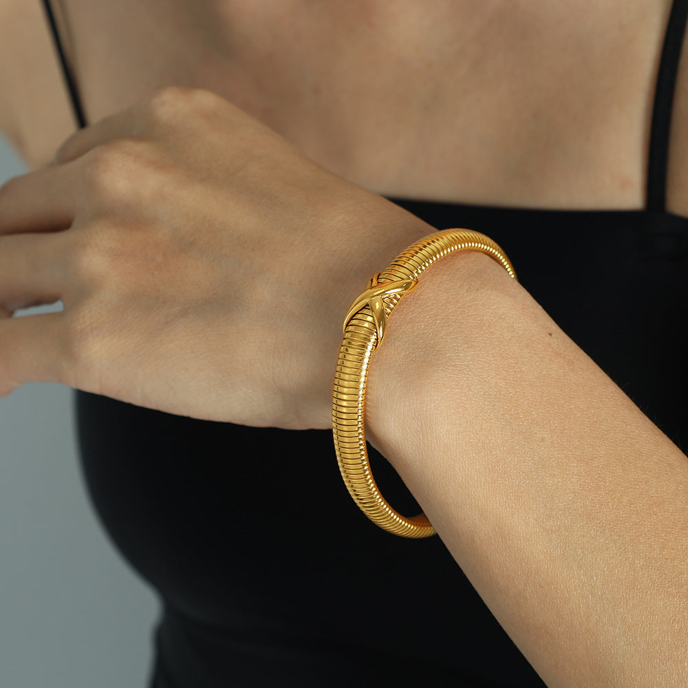 Sweet Punk 18K Gold Plated Alloy Geometric Crossover Knot Elastic Bangle for Women