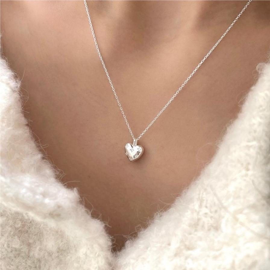 Minimalist Heart-Shaped 925 Sterling Silver Necklace with Cubic Zirconia Accents