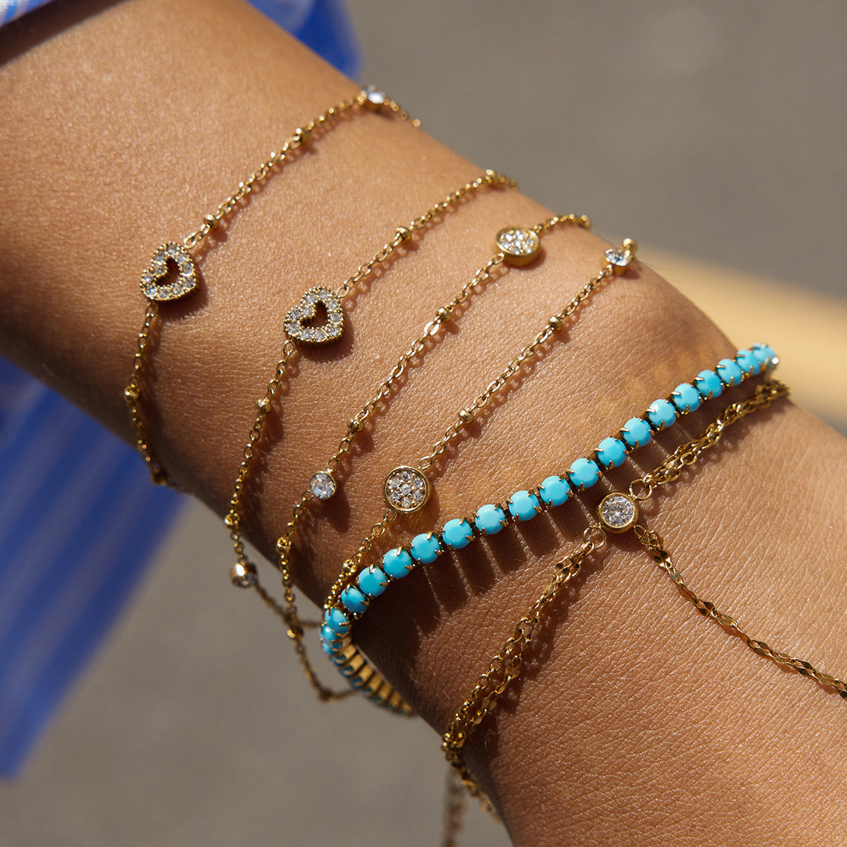Pulsera geométrica de acero inoxidable chapado para mujer con detalles de pedrería Joyería de mano de lujo minimalista