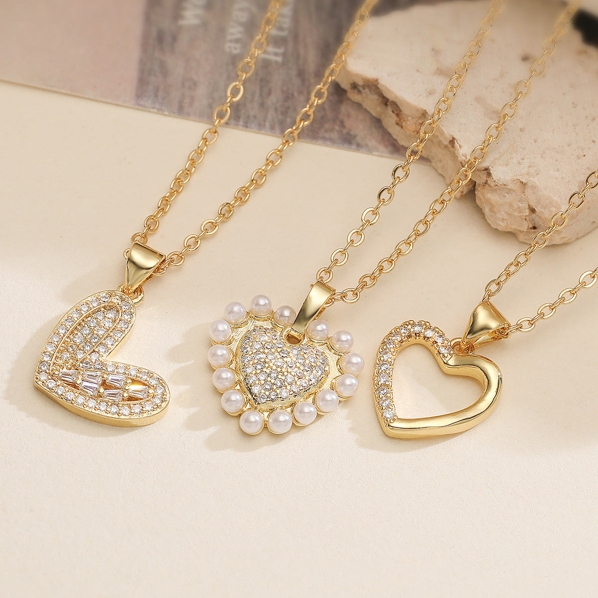 Minimalist 18K Gold Plated Brass Heart Cubic Zirconia Pendant Necklace for Women