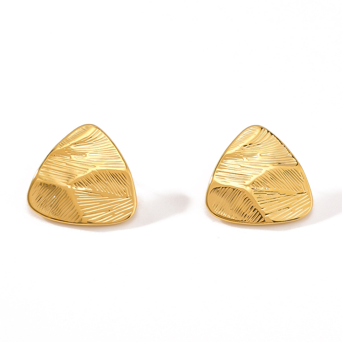 Orecchini geometrici in acciaio al titanio con placcatura in oro 18 carati, design a triangolo testurizzato, ipoallergenici e resistenti allo sbiadimento