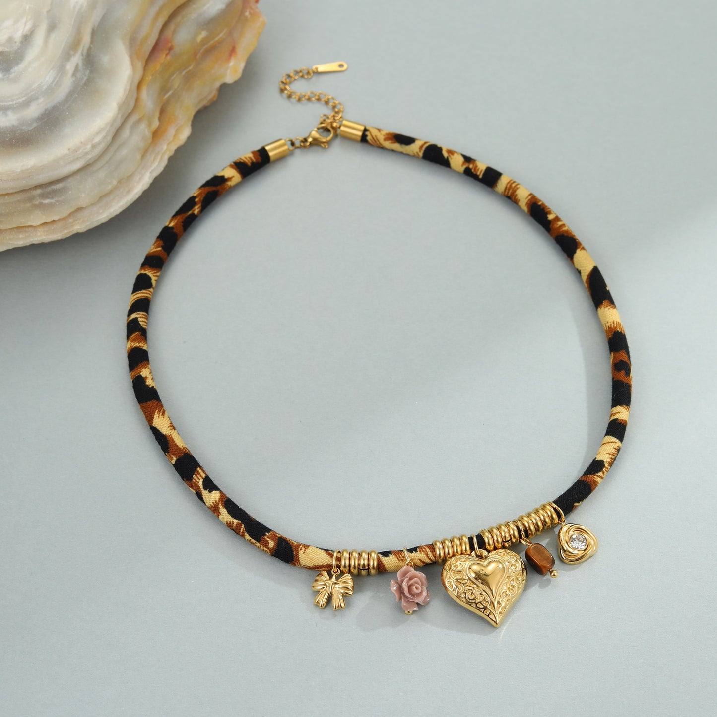Collana da donna alla moda in acciaio inossidabile geometrico con placcatura in oro 18 carati