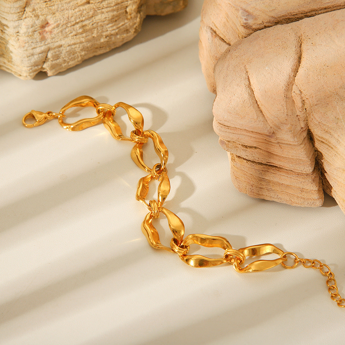 Bracciale Irregolare Geometrico in Acciaio al Titanio da Donna con Placcatura in Oro 18K Catena in Acciaio Inossidabile Stile Minimalista Instagram