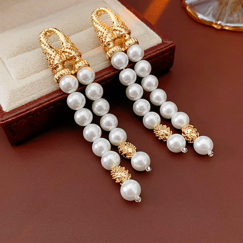 Orecchini pendenti da donna con perle finte a doppio strato, geometrici ed eleganti, con perni in acciaio placcato argento