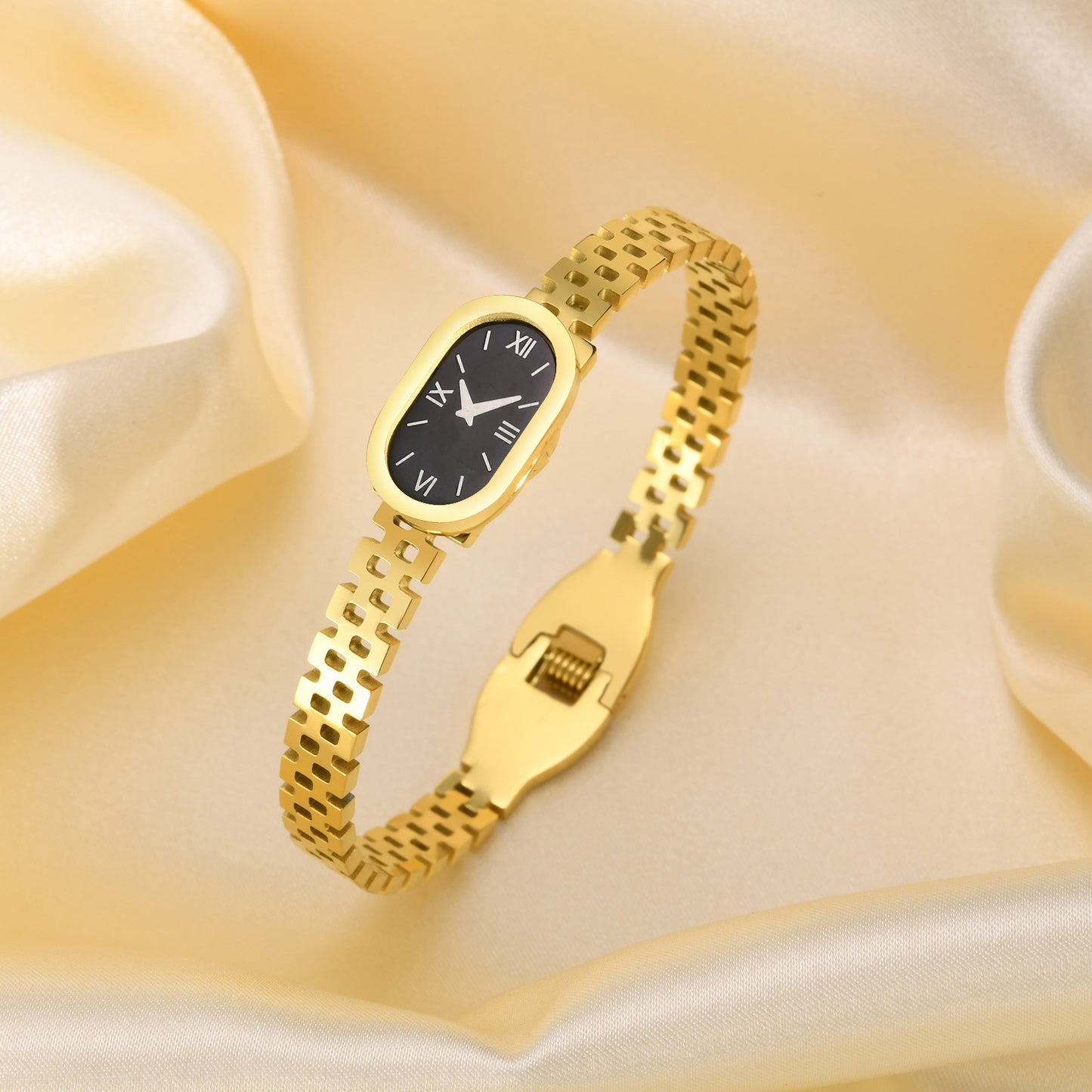 Vintage Stainless Steel Watch Bracelet with Gold Plating for Women Oval Shape Timepiece Jewelry