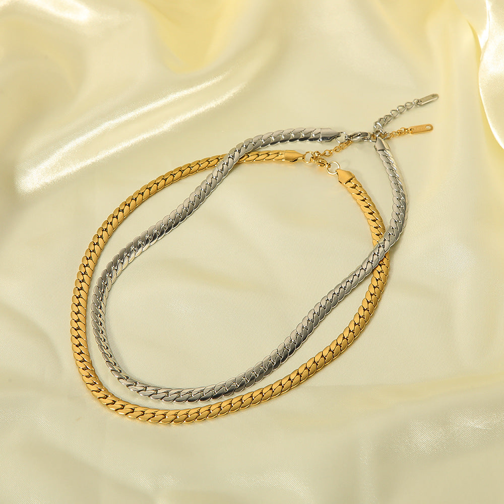 Collana con Pendente Geometrico Minimalista Retrò in Acciaio al Titanio Placcato Oro 18K su Catena Snake per Donna e Uomo
