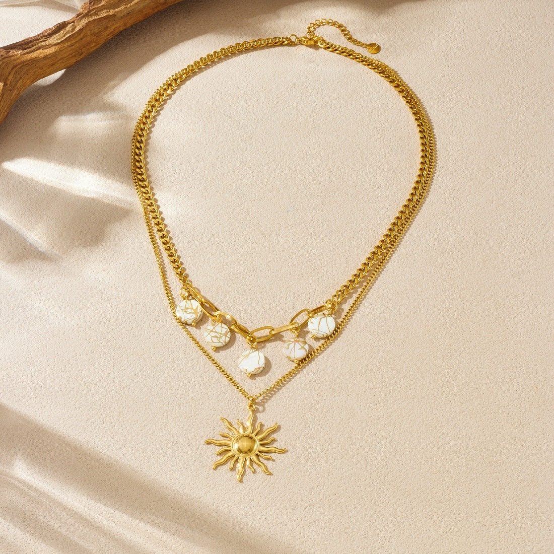 Vintage Gold Plated Round Geometric Sun Stainless Steel Pendant Necklace for Women