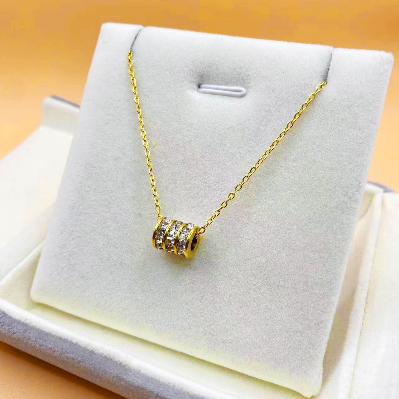 Minimalist Titanium Steel Plated 18K Gold Silver Rose Gold Clavicle Necklace with Irregular Shape Design