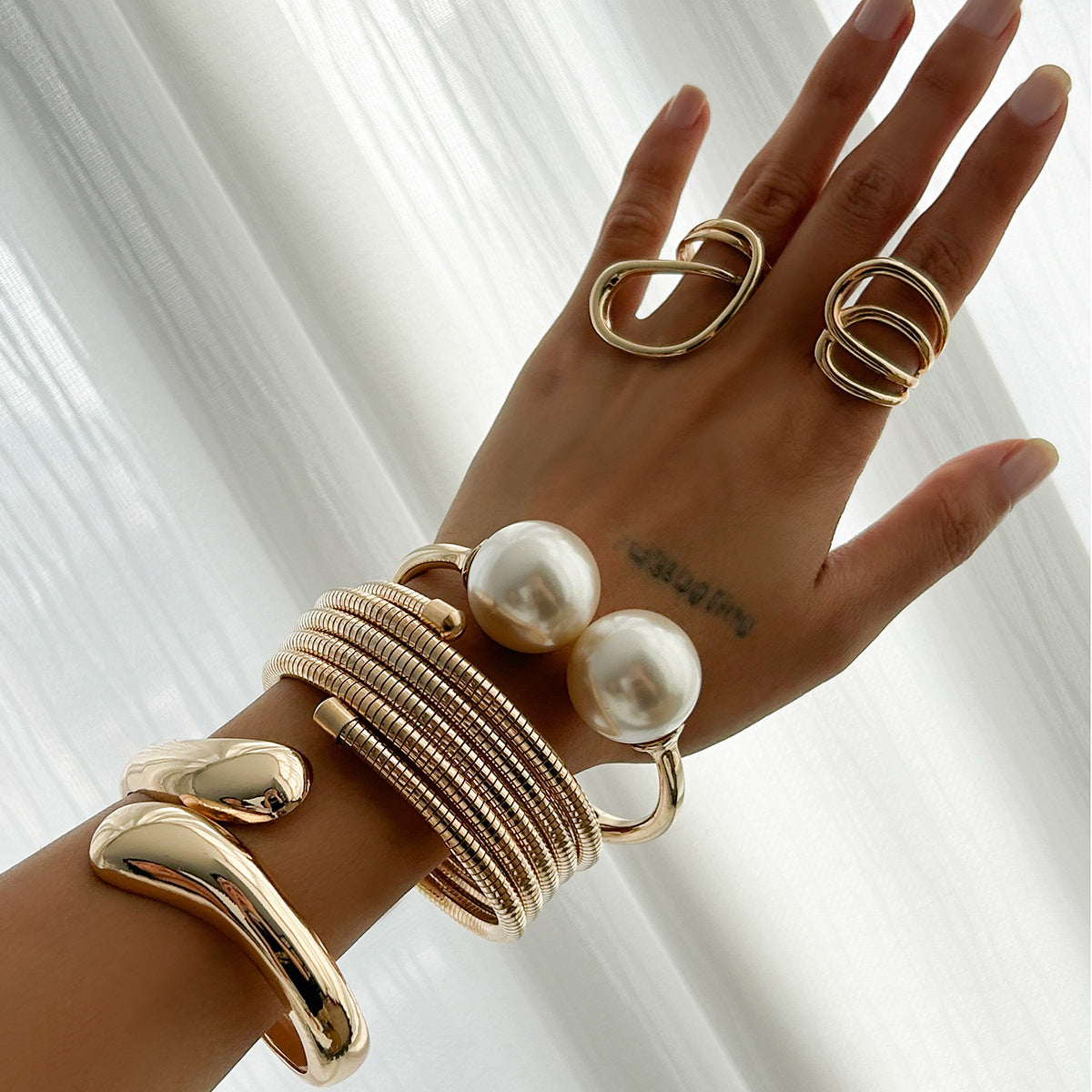 Stackable Teardrop Geometric Zinc Alloy Plated Bracelet Set