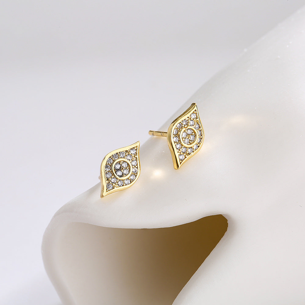 Minimalist Bowknot-Shaped Copper Earrings with 18K Gold Plating and Micro-Pavé Zirconia Eye Detail