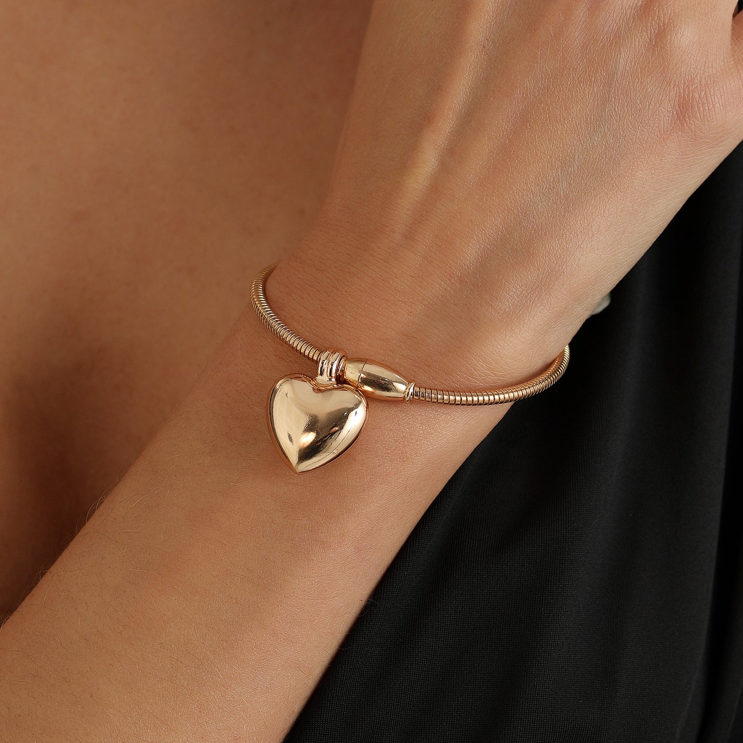 Vintage Minimalist Heart Geometric Iron Plated Snake Chain Necklace Set
