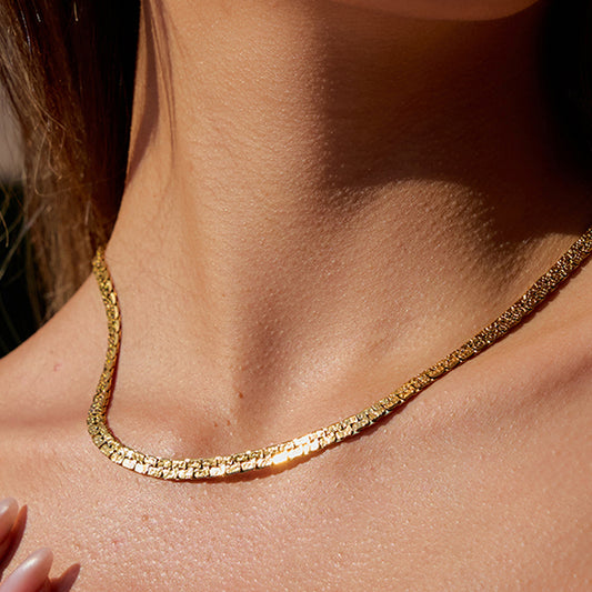 Elegante Collar con Colgante de Estrella de Mar en Acero Inoxidable con Acabado Chapado para Mujer, Forma Geométrica, Estilo Minimalista, Cadena a la Clavícula