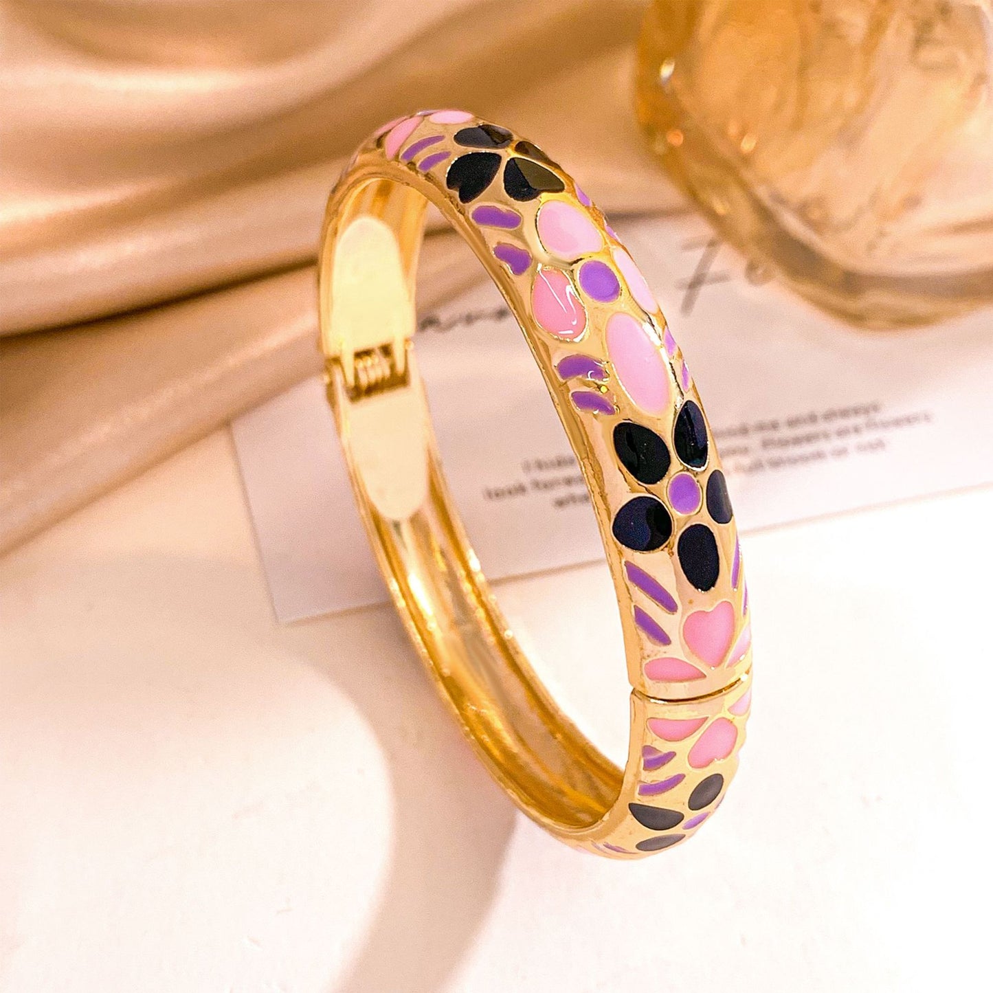 Vintage Elegant Floral Enamel Alloy Rhinestone Inlay Open Cuff Bracelet for Women