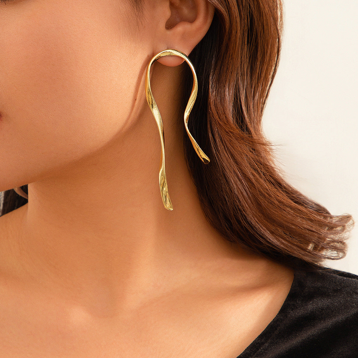 Minimalist Asymmetrical Geometric Long Dangle Earrings in Alloy with Electroplated Finish for Women