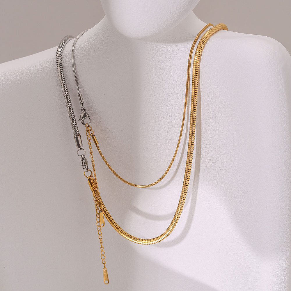 Collana Minimalista a Catena Serpentina Bicolore Sfumata a U in Acciaio Inossidabile e Acciaio al Titanio Unisex