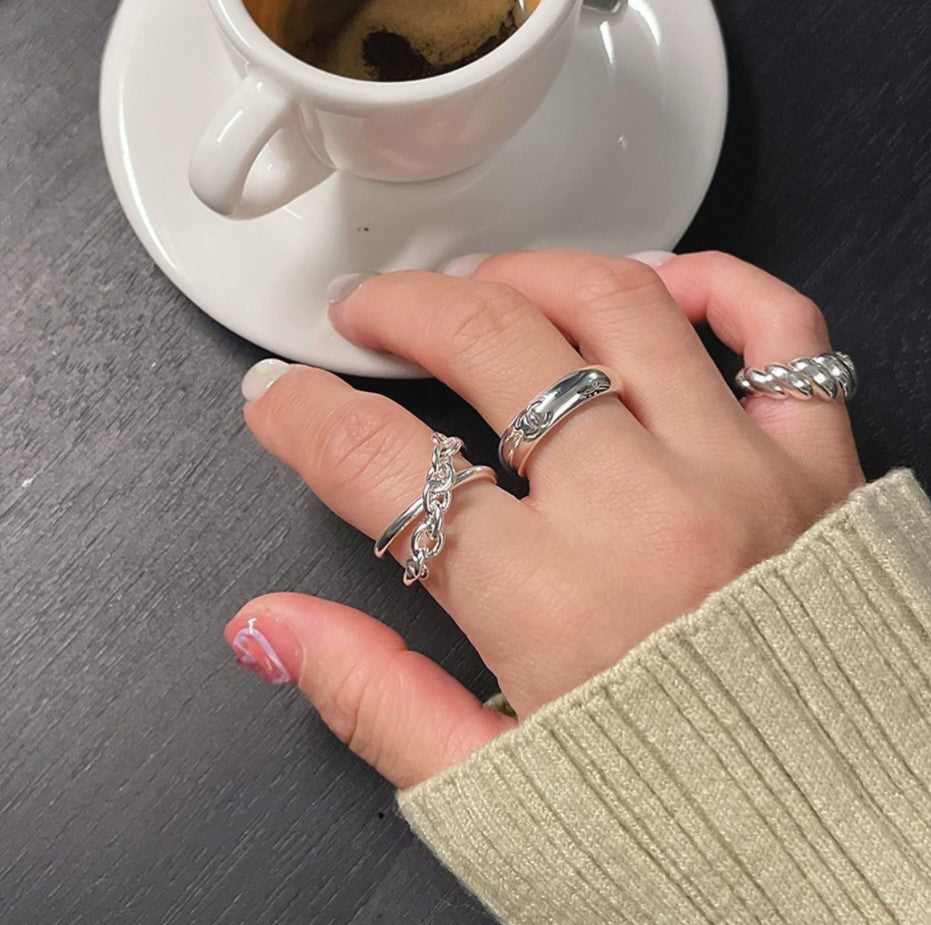 Anillo de Plata de Ley 925 Minimalista con Diseño de Ola y Cadena para Mujer