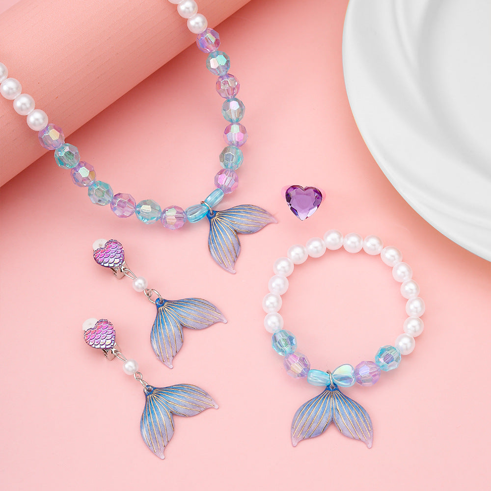 Set collana da sirena in cartone animato per bambini con pendente in acrilico, conchiglia in resina e ciondolo a delfino su catena di perline