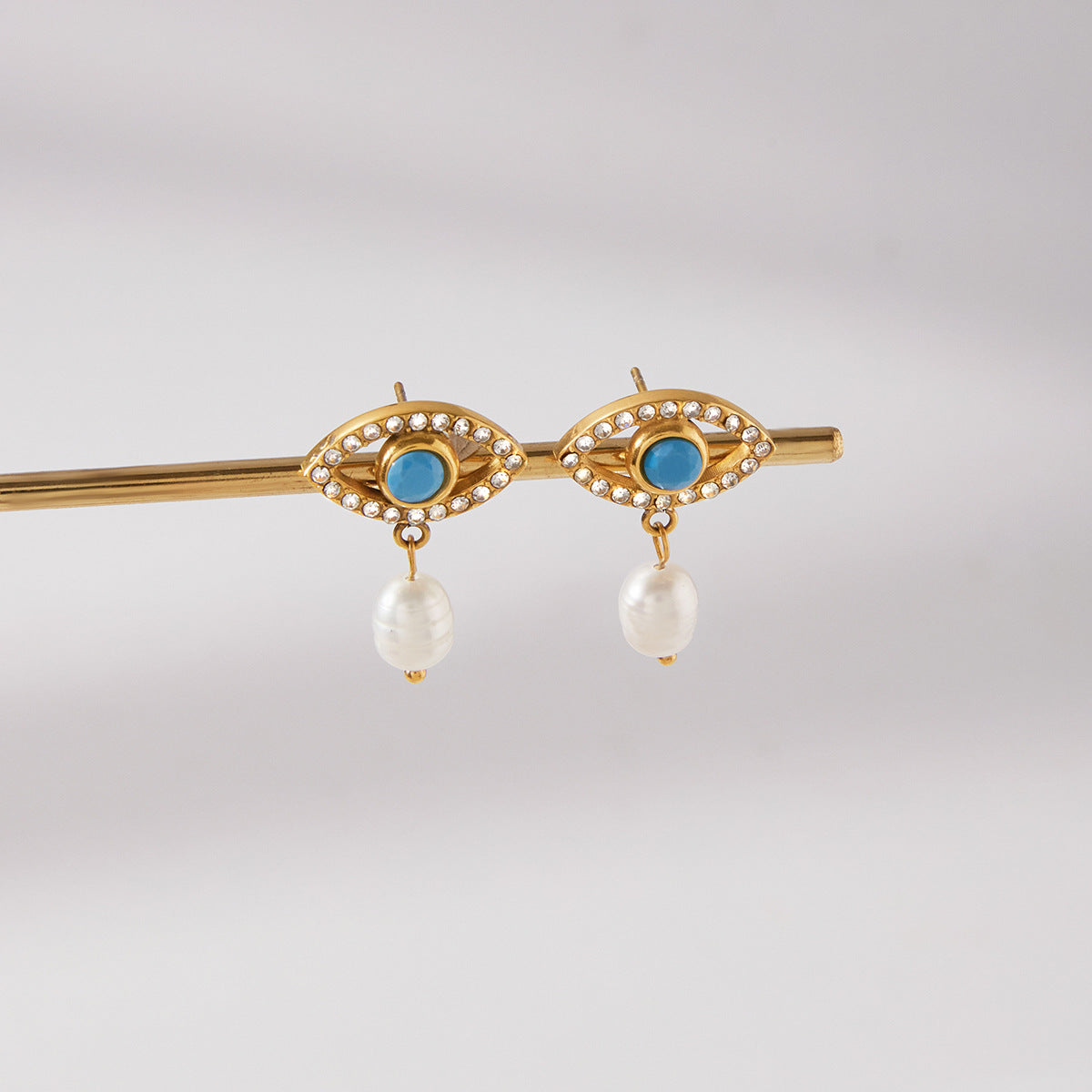 Pendientes de Perlas Geométricos de Acero Inoxidable con Acabado Chapado para Mujer Lujo Moda Uso Diario