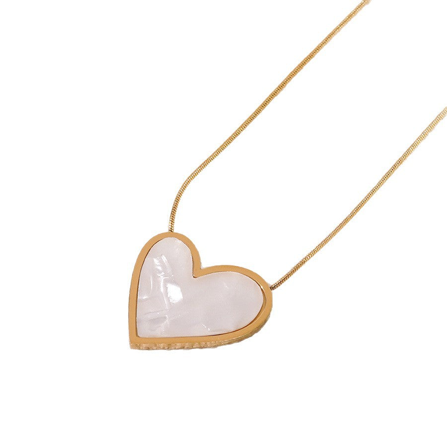 Elegante collana a cuore in acciaio inossidabile placcato con catena a serpente gioielli unisex