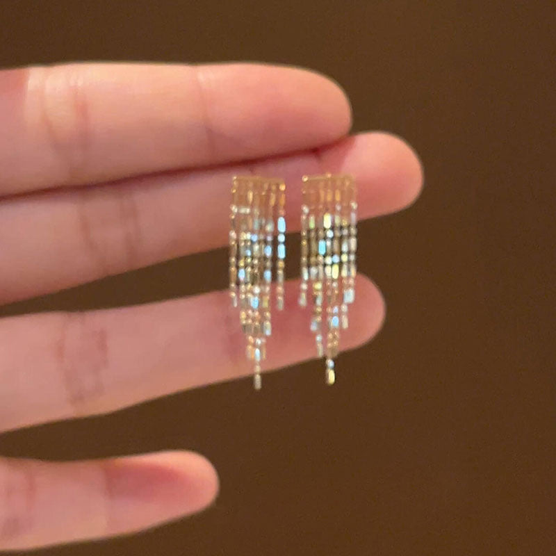 Orecchini a perno geometrici minimalisti placcati oro in metallo, con un tocco retrò francese, per donna