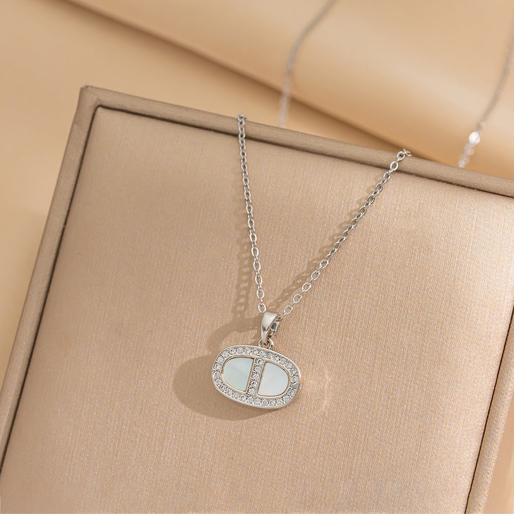 Minimalist Geometric Titanium Steel Necklace for Women with Gold Plating Locket Chain Fashion Accessory