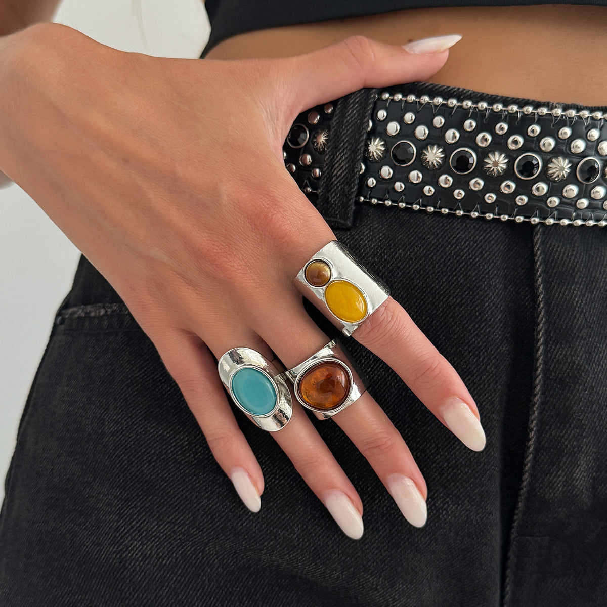 Vintage Geometric Oval Zinc Alloy Plated Ring with Resin Gemstone Inlay Adjustable Charm Bar