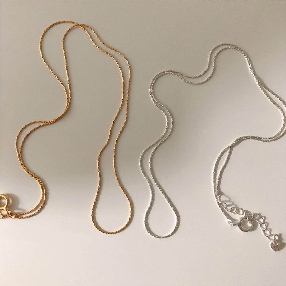 Collana minimalista con segmento di bambù in argento sterling 925 con design a catena intrecciata da donna