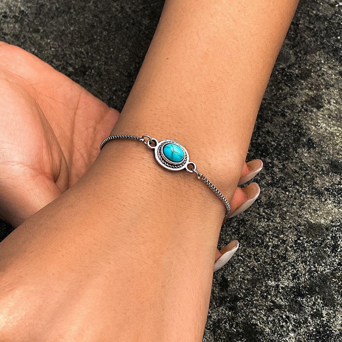 Ethnic Vintage Geometric Alloy Bracelet with Turquoise Pendant and Rhinestone Inlay on Adjustable Box Chain