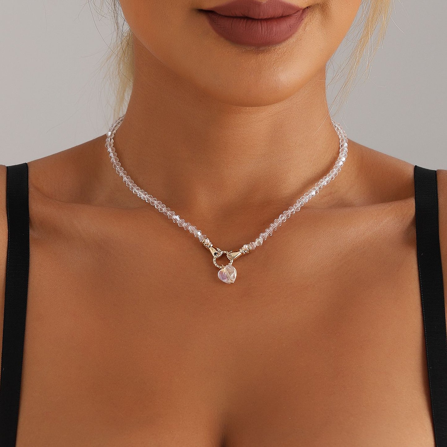 Minimalist Heart-Shaped Alloy Pendant Necklace with Plated Finish for Women Clavicle Chain