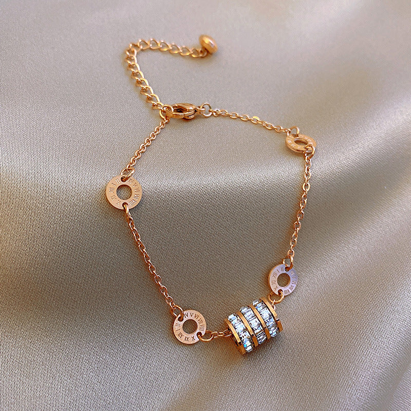 Bracciale Minimalista Geometrico Placcato in Acciaio al Titanio per Donne con Design Elegante per la Vita