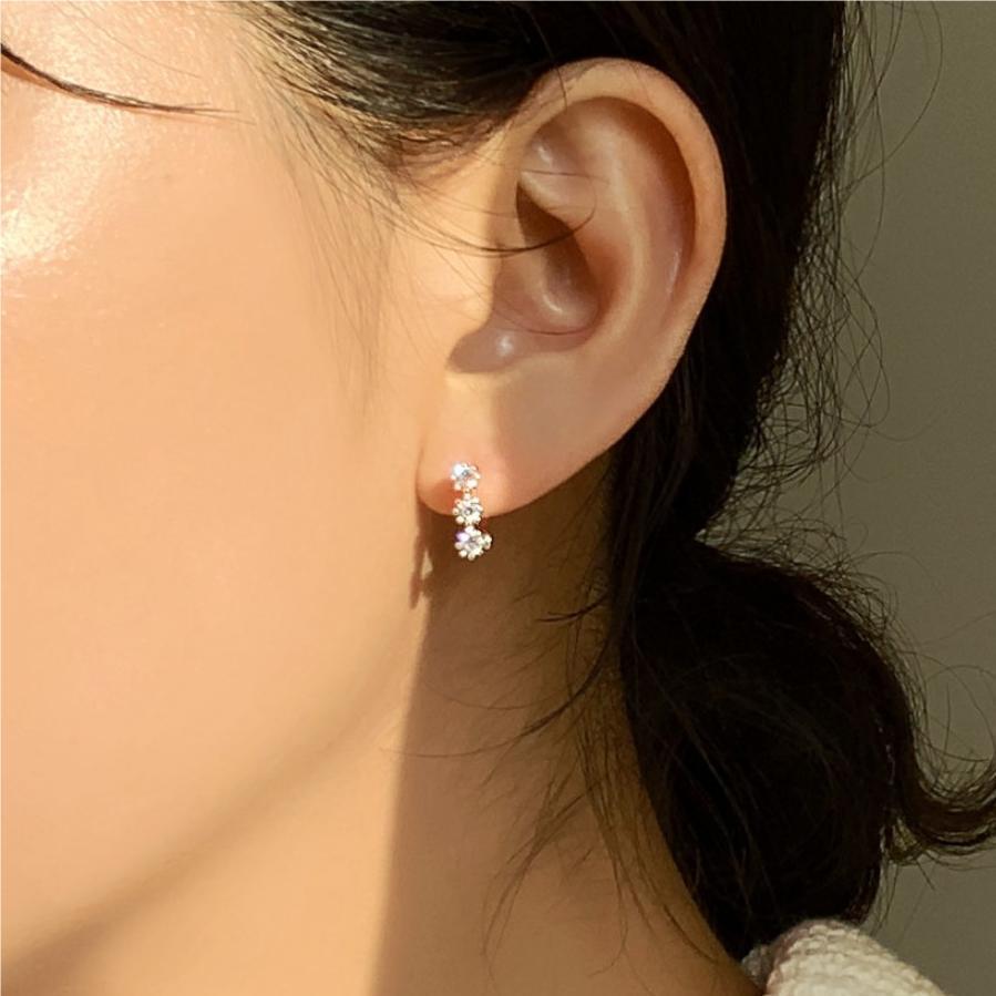 Minimalist Sweet 925 Sterling Silver Geometric Letter Cubic Zirconia Earrings Gold Plated