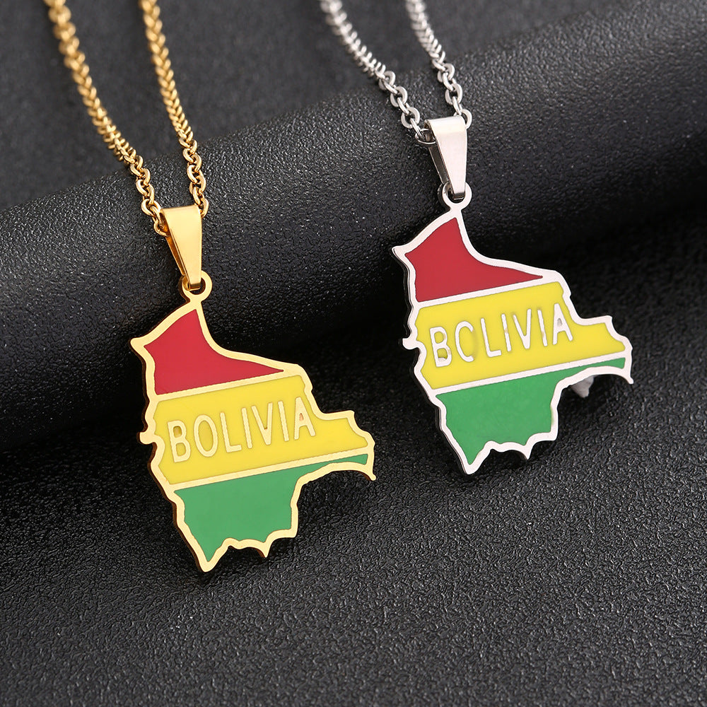 Collana con ciondolo a mappa geometrica etnica della Bolivia in acciaio inossidabile con charm in acciaio al titanio e finitura galvanica su catena O-ring