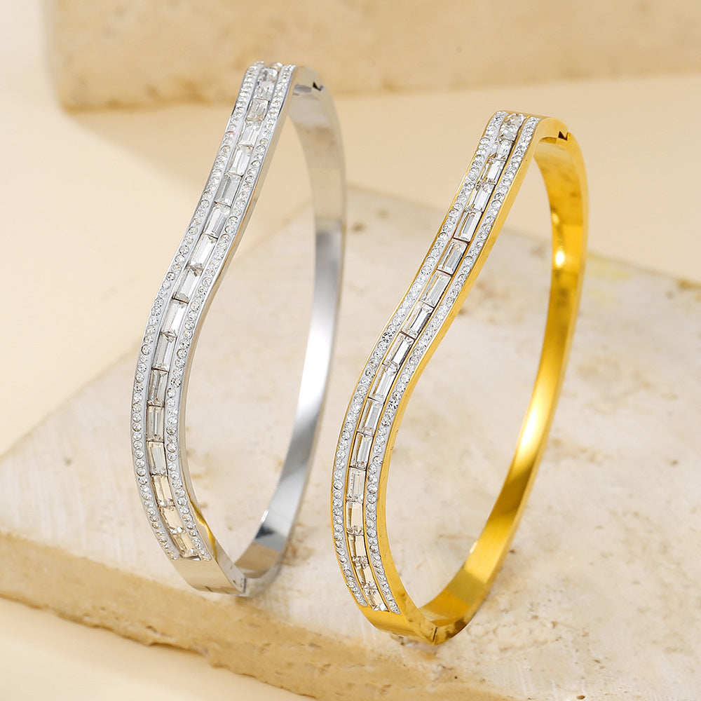 Geometric Round Rhinestone Inlaid Titanium Steel Bracelet with Clasp