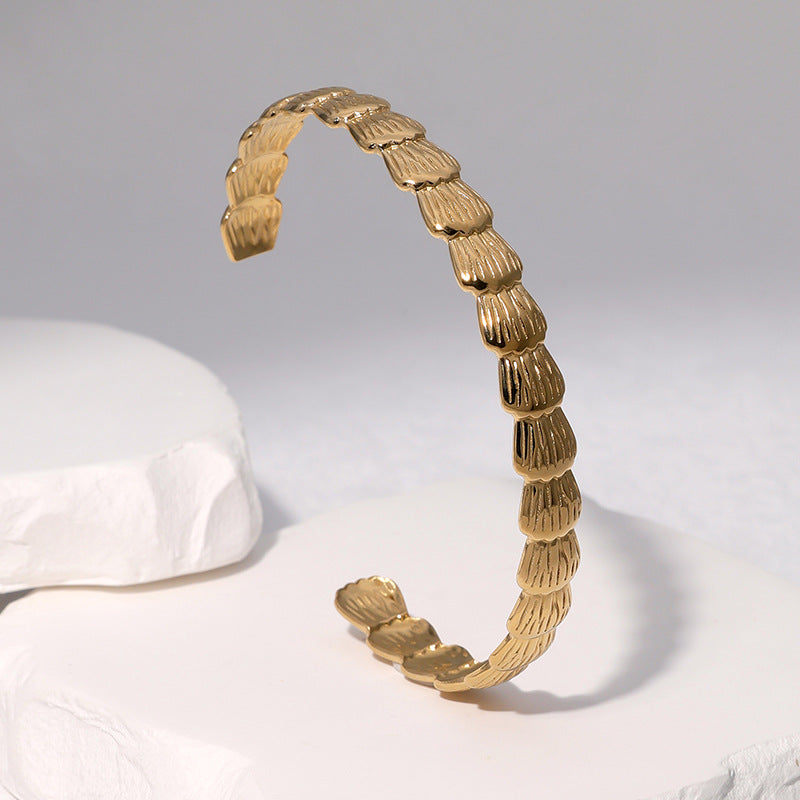 Minimalist 18K Gold Plated Stainless Steel Bracelet for Women