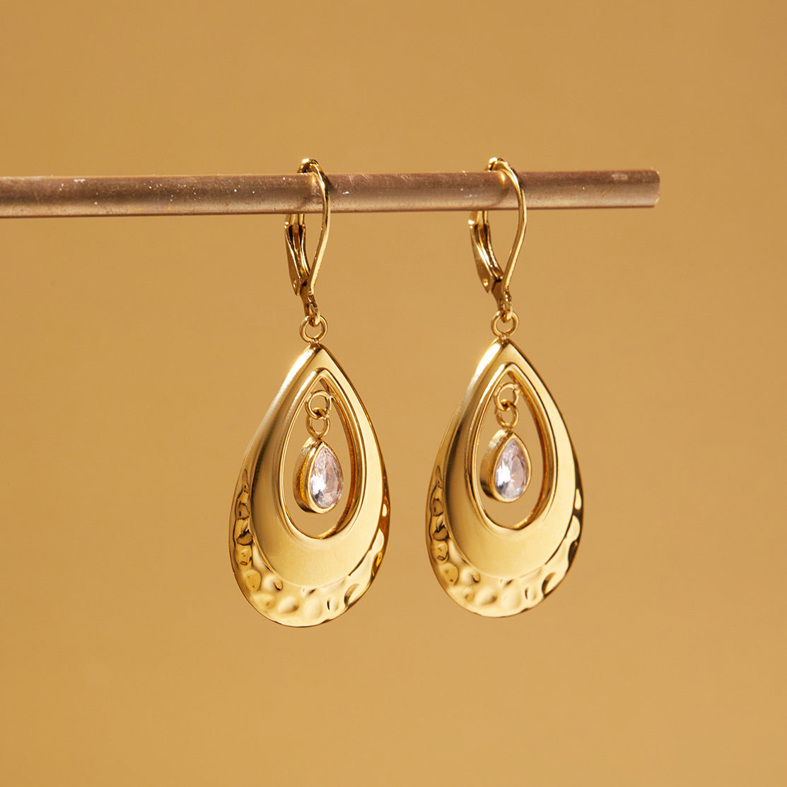 Orecchini a Cerchio da Donna Lusso Geometrico a Goccia in Zircone Acciaio Inossidabile Placcato Oro 18K