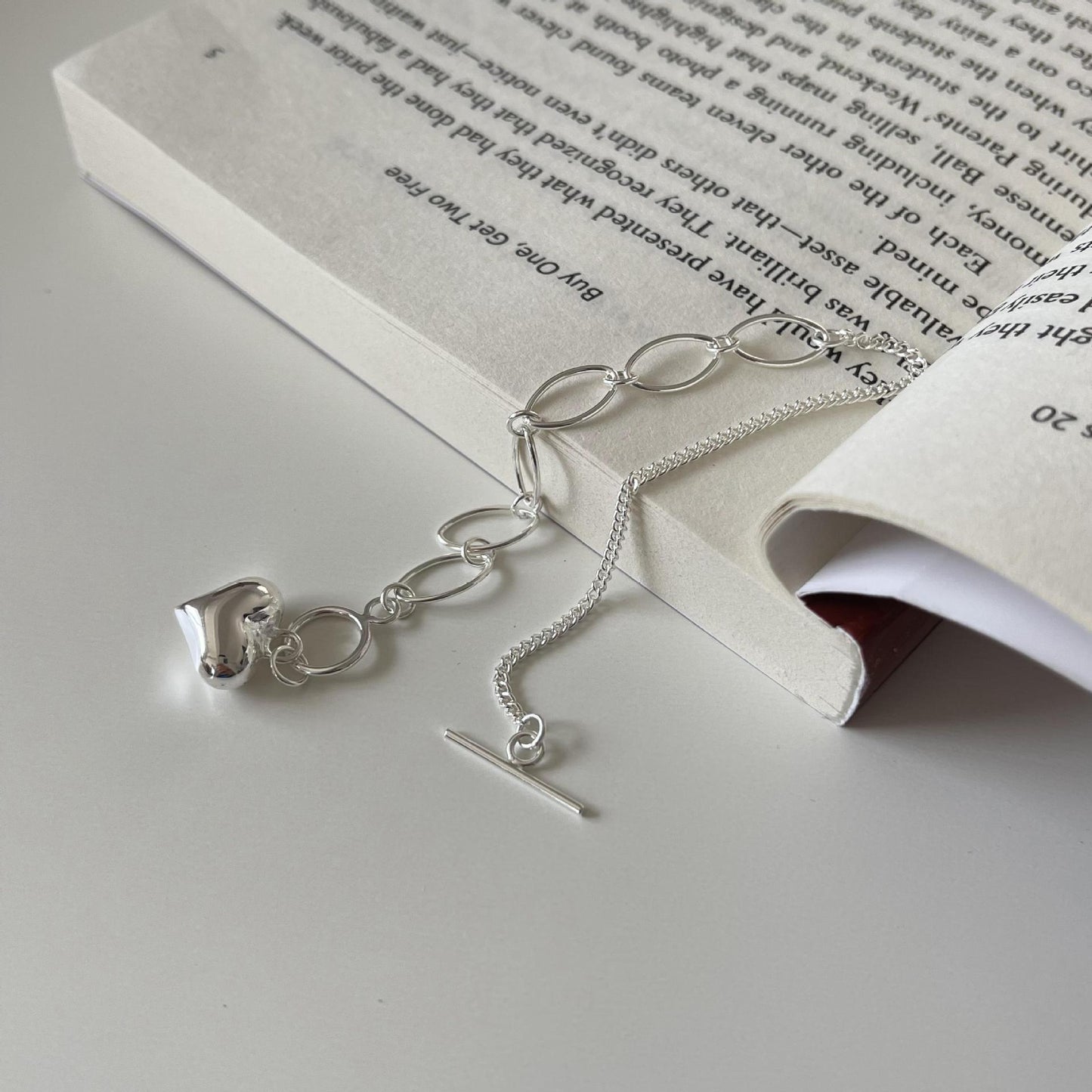 Bracciale fatto a mano a forma di cuore in argento sterling S925 con finitura scintillante, stile minimalista e dolce