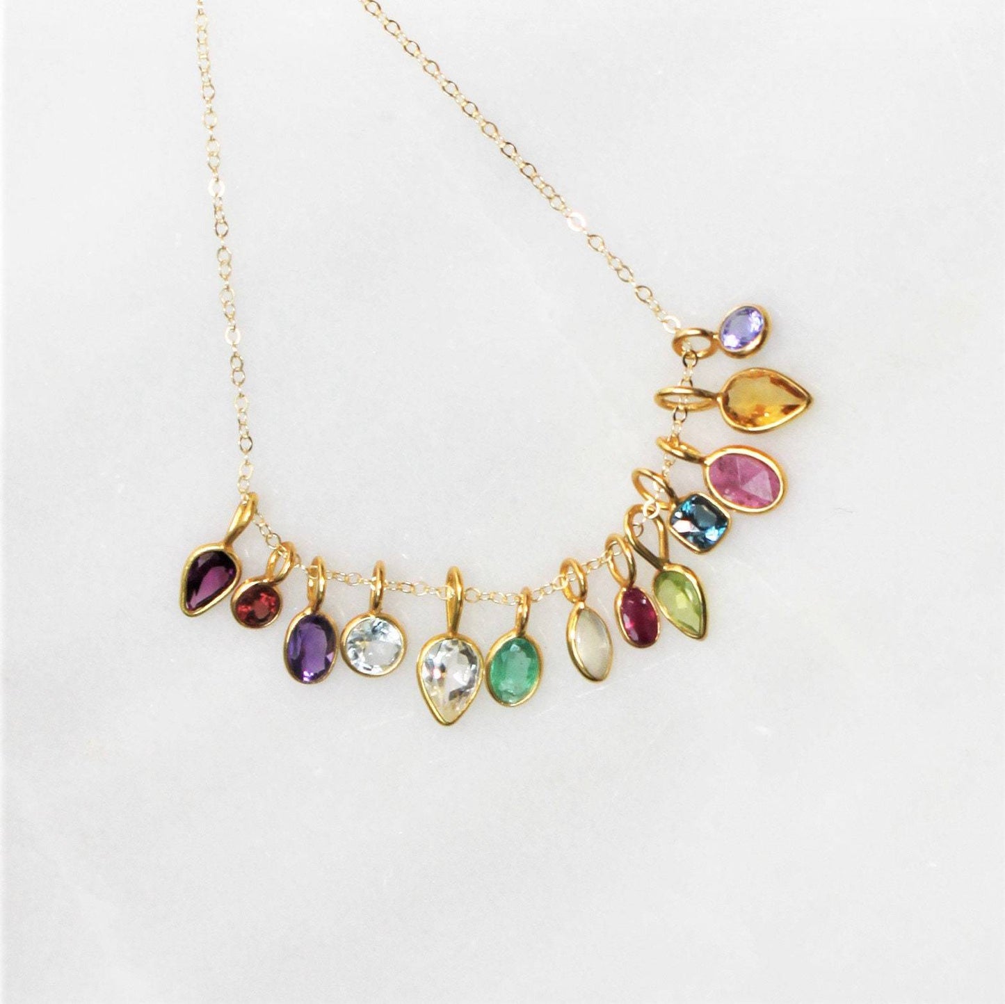 Minimalist Geometric Stainless Steel Pendant with Rhinestone Inlay Titanium Steel Cable Chain Necklace for Women Charm Bar