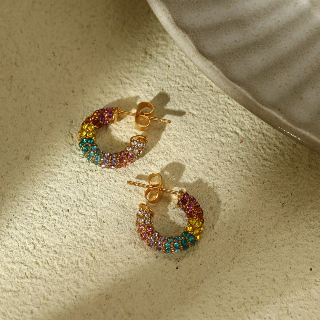 Pendientes minimalistas de acero inoxidable en forma de C con perlas y circonitas incrustadas para mujer