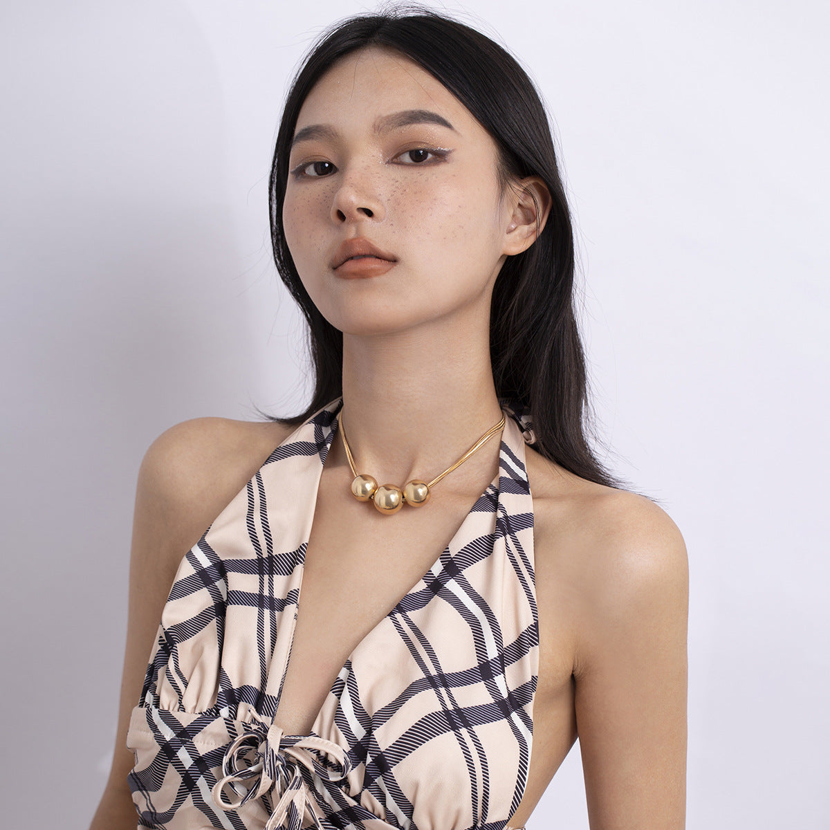 Minimalist Punk Hip-hop Geometric Round Resin Plated Pendant Necklace for Women