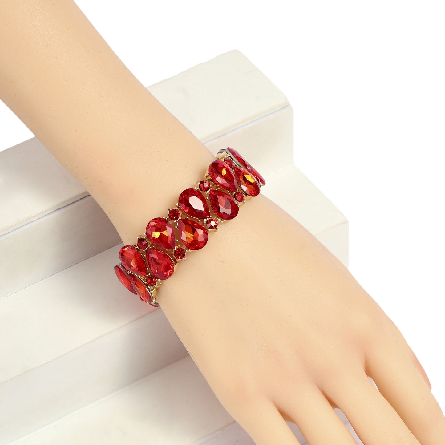 Vintage Multi-Layer Pearl and Rhinestone Bracelet with Floral Design for Women, Handcrafted Alloy Base