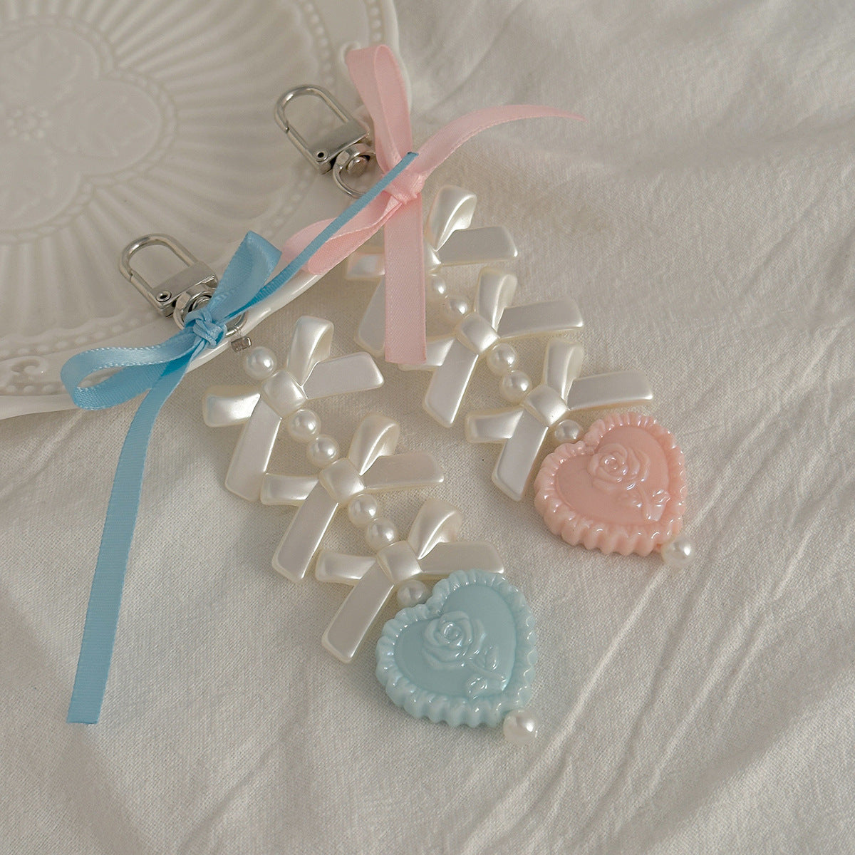Sweet Heart Bow Pearl Alloy Keychain Charm