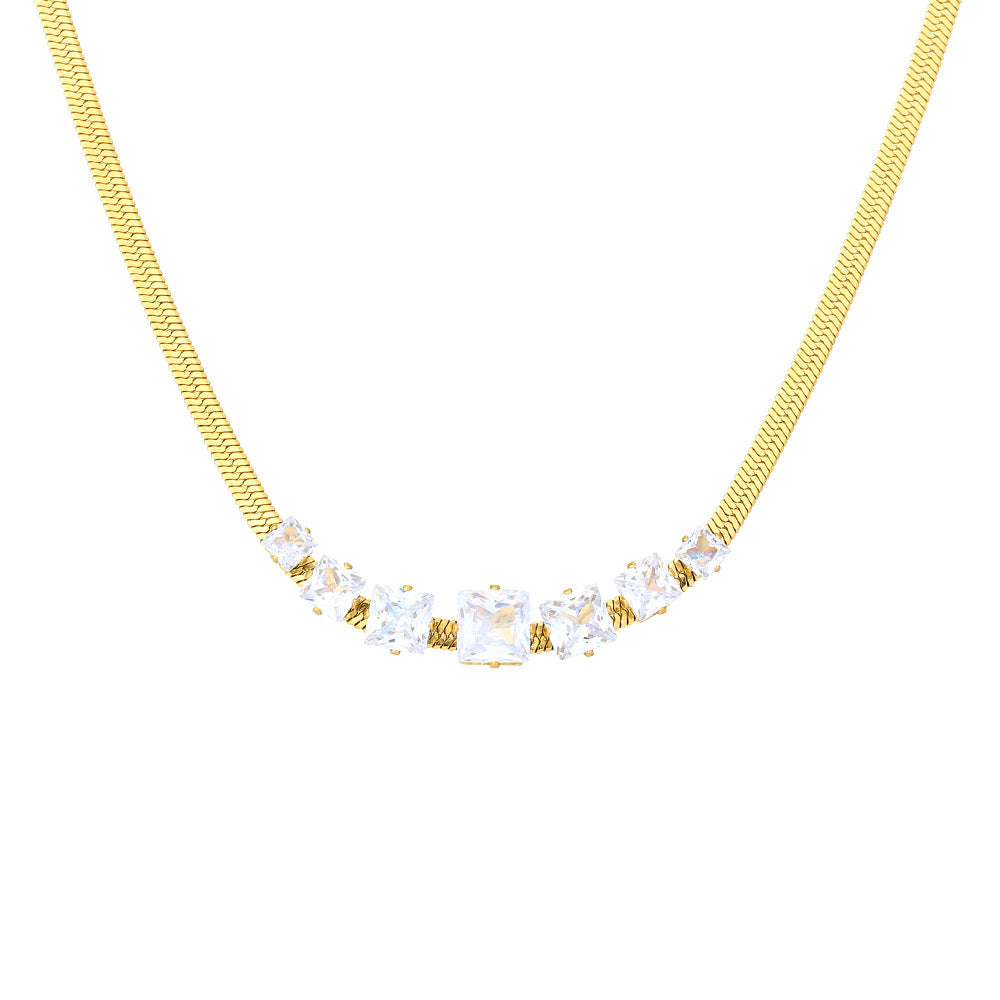 Collar con colgante de acero de titanio dorado de estilo francés geométrico minimalista con motivo de luna, cadena de serpiente chapada en oro de 18 quilates para mujer