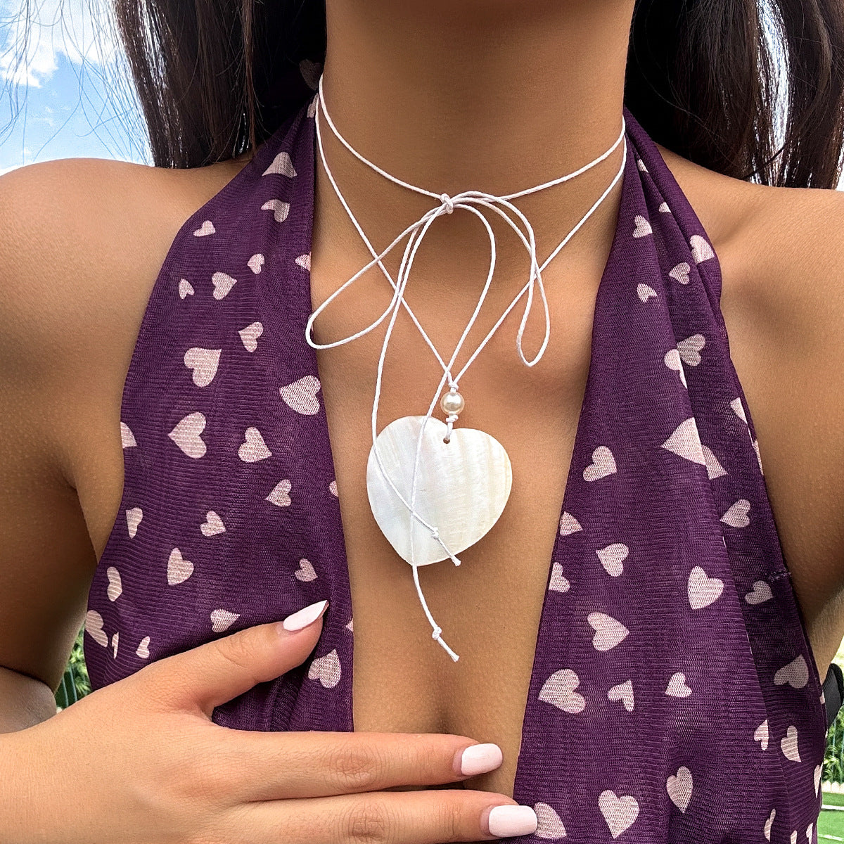 Rustic Floral Heart-Shaped and Teardrop Shell Pendant Necklace with Circular Accents and Tassel Details for Women