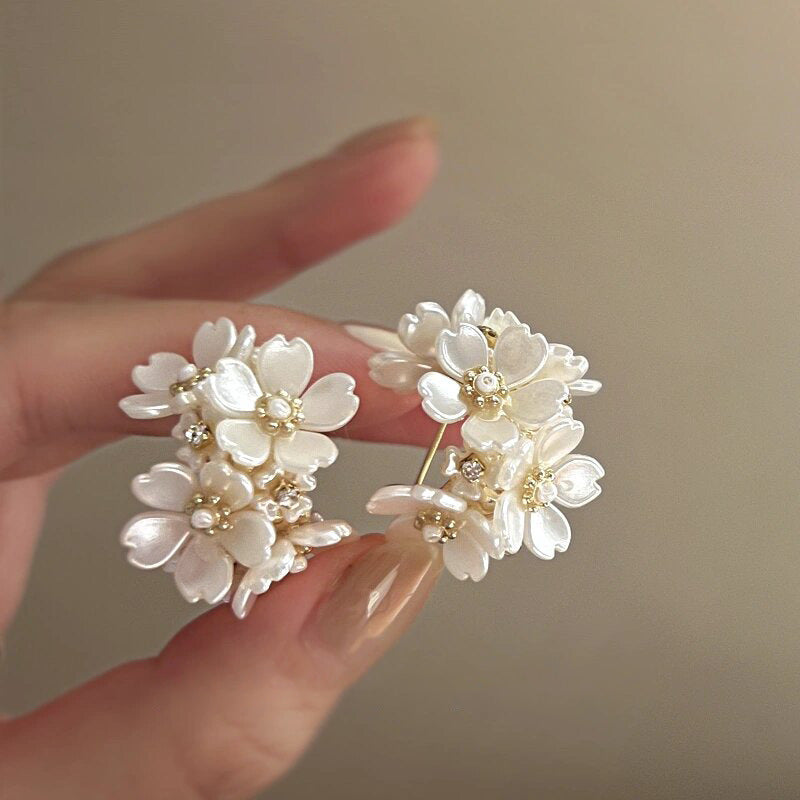 French Vintage Floral Pearl Stud Earrings for Women with 925 Sterling Silver Posts Elegant Minimalist Luxury Ear Jewelry