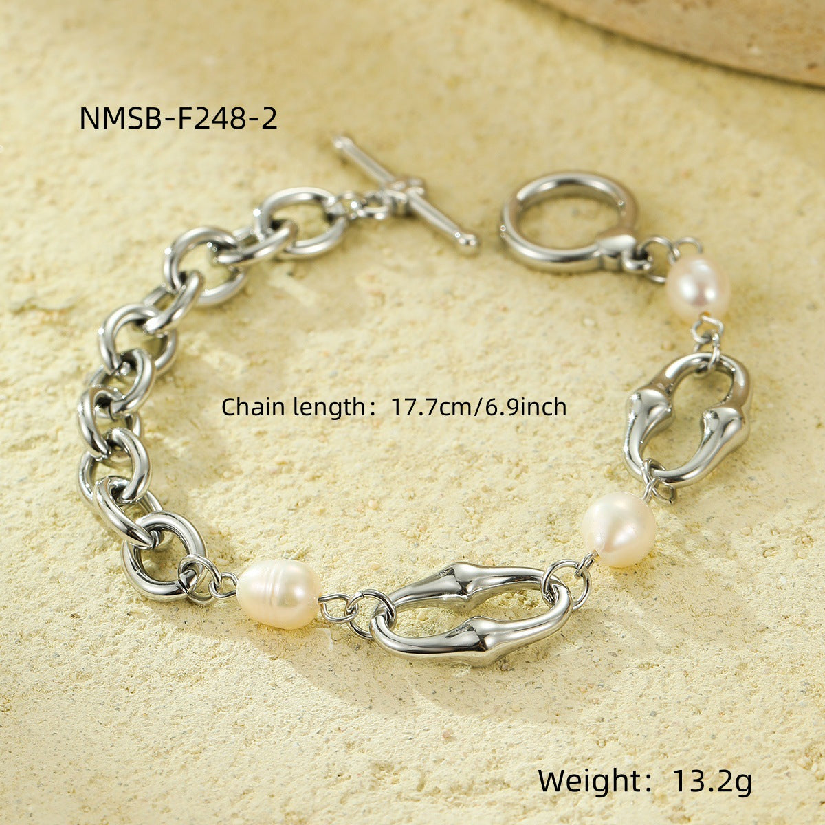 Bracciale Geometrico alla Moda in Acciaio al Titanio con Placcatura in Oro 18K e Intarsio di Perle da Donna